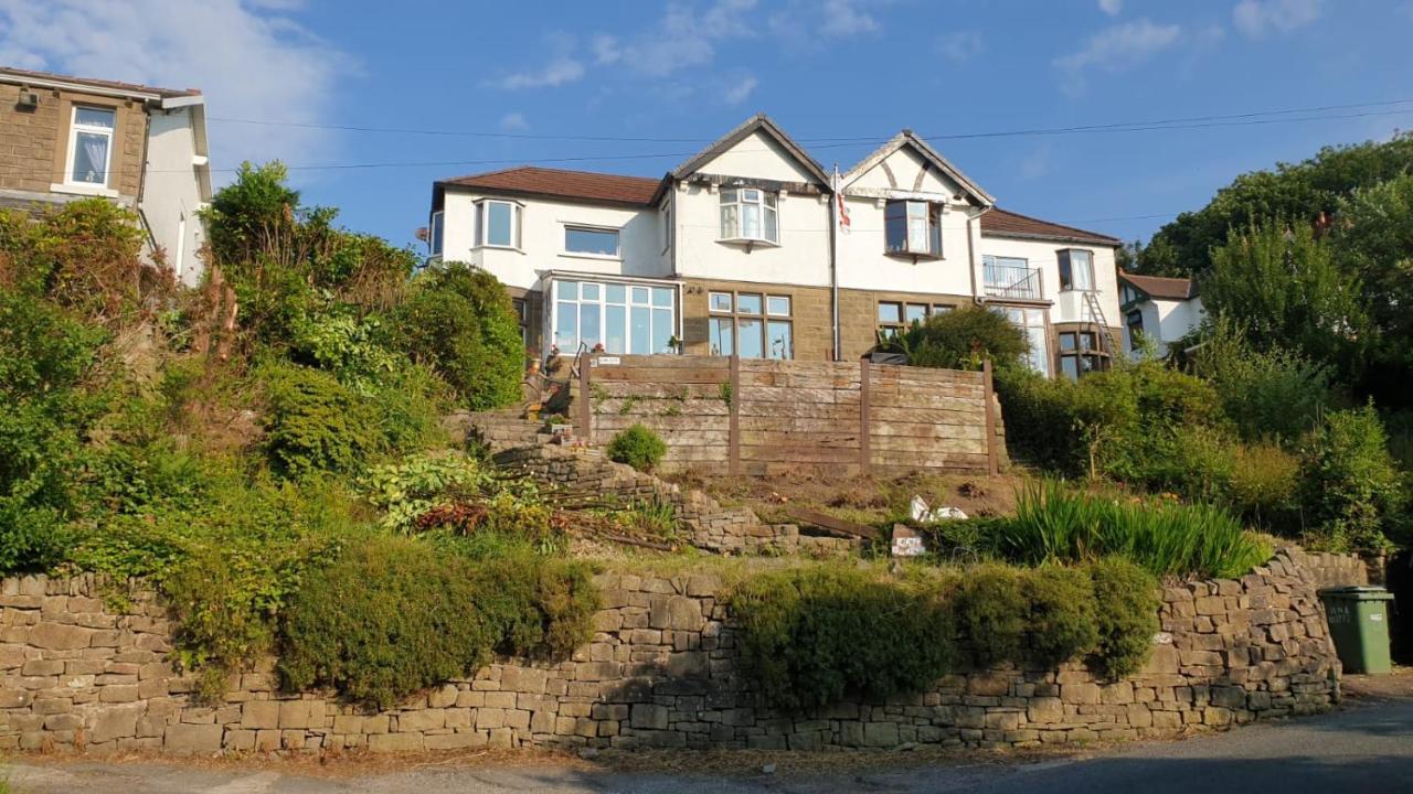 Alma Cliffe Guest House Barnoldswick Exteriör bild