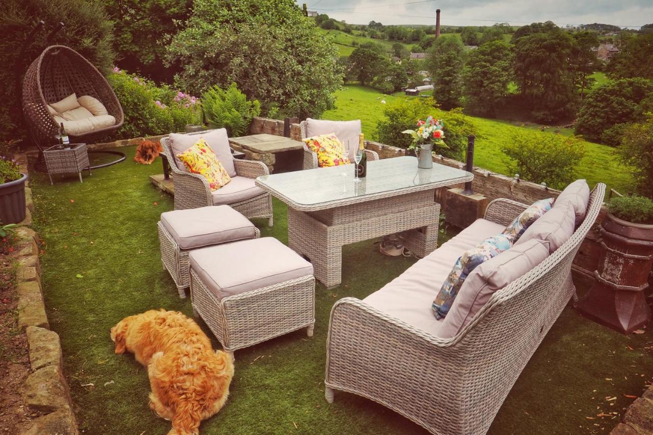 Alma Cliffe Guest House Barnoldswick Exteriör bild