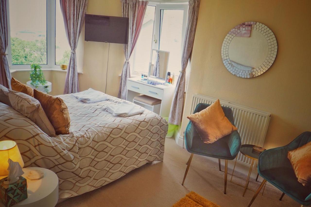 Alma Cliffe Guest House Barnoldswick Exteriör bild